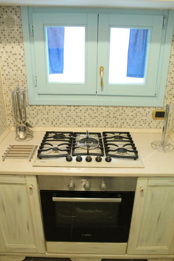Lovely Shabby Chic Home Галиполи Екстериор снимка